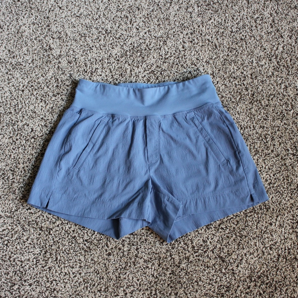 Athleta Trekkie North Shorts